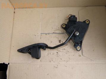 Педаль газа Nissan Micra K12