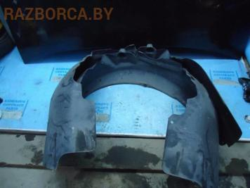 Защита арок передняя левая (подкрылок) Audi A4 (B7)