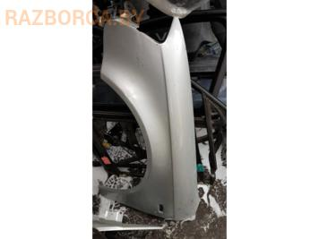 Крыло L Audi A4 (B7)