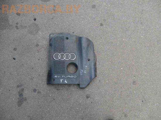 Декоративная крышка двигателя Audi A6 (C5) Декоративная крышка двигателя Audi A6 (C5)