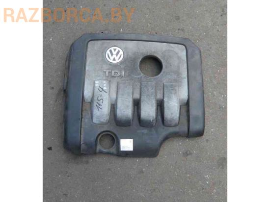 Декоративная крышка двигателя Volkswagen Passat B6 Декоративная крышка двигателя Volkswagen Passat B6