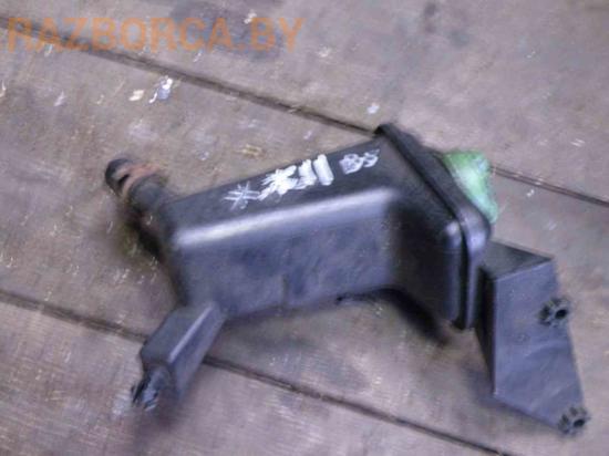 Бачок гидроусилителя Volkswagen Passat B5 GP Бачок гидроусилителя Volkswagen Passat B5 GP