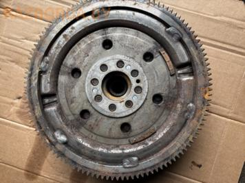Маховик / Корзина сцепления Mazda 6 2 поколение