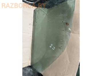 Стекло переднее R Volkswagen Golf 3