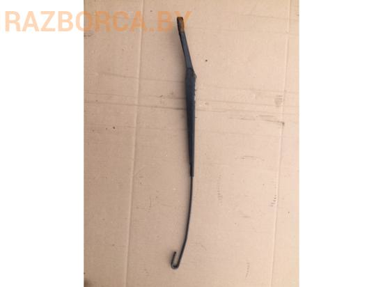 Щеткодержатель (поводок стеклоочистителя, дворник) Opel Zafira A