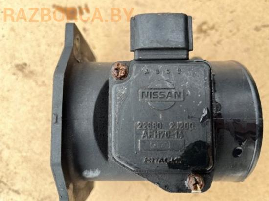 Расходомер воздуха Nissan Primera P11 Расходомер воздуха Nissan Primera P11