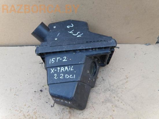 Корпус воздушного фильтра Nissan X-Trail (T30)