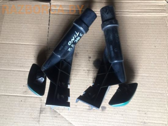 Форсунка омывателя фар Nissan Almera Tino