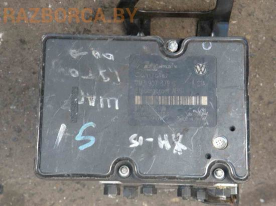 Блок АБС Volkswagen Sharan 2001-> Блок АБС Volkswagen Sharan 2001->