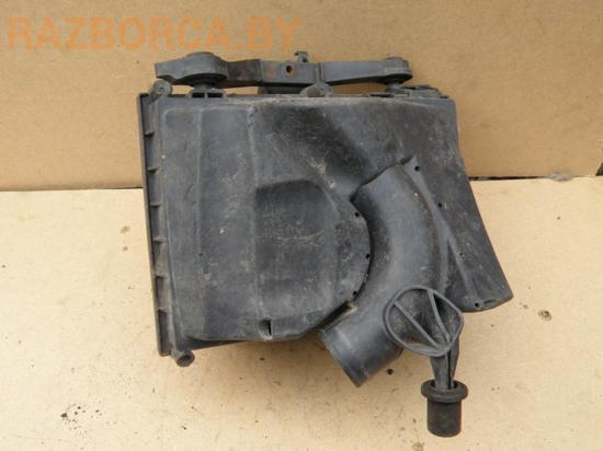 Корпус воздушного фильтра Opel Meriva A