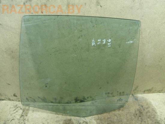 Стекло заднее L Volkswagen Golf 4 Стекло заднее L Volkswagen Golf 4