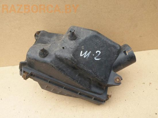 Корпус воздушного фильтра Nissan Primera P12