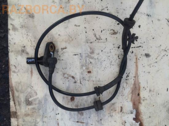 Датчик ABS Nissan Almera Tino Датчик ABS Nissan Almera Tino