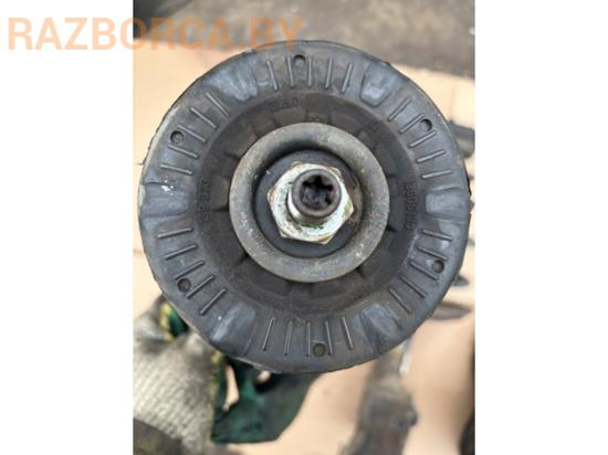 Стекло переднее R Opel Astra J Стекло переднее R Opel Astra J