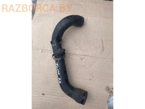 Патрубок интеркулера Nissan Almera Tino Патрубок интеркулера Nissan Almera Tino