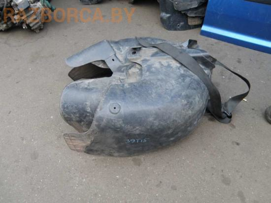 Подкрылок задний правый Volkswagen TOURAN Подкрылок задний правый Volkswagen TOURAN