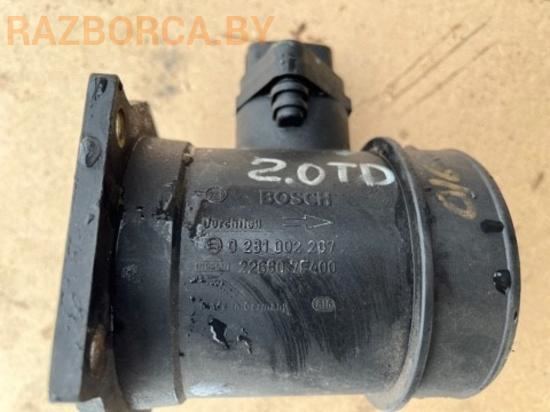 Расходомер воздуха Nissan Primera P11 Расходомер воздуха Nissan Primera P11