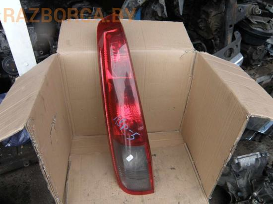 Фонарь задний левый Nissan X-Trail (T30) Фонарь задний левый Nissan X-Trail (T30)