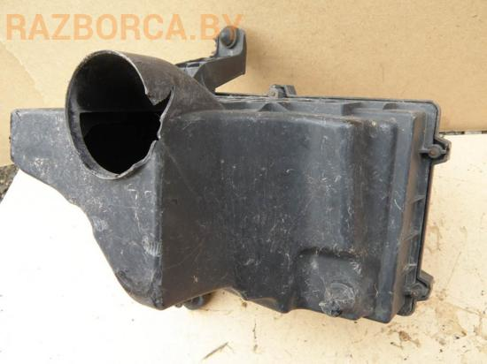 Корпус воздушного фильтра Ford C-Max