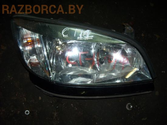 Фара правая Opel Zafira A