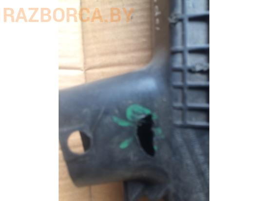 Корпус воздушного фильтра Renault Clio