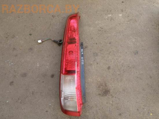 Фонарь задний левый Nissan X-Trail (T30) Фонарь задний левый Nissan X-Trail (T30)