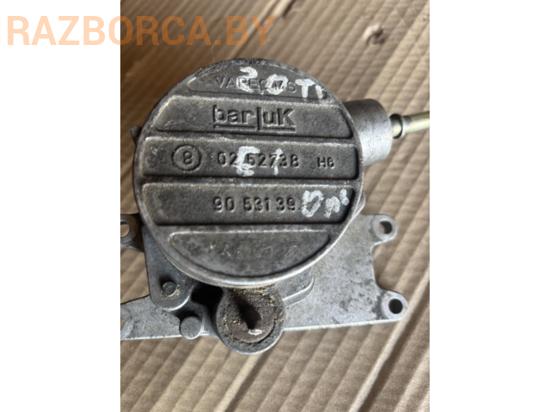 Насос вакуумный Opel Zafira A Насос вакуумный Opel Zafira A