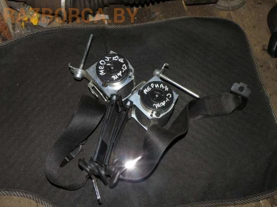 Ремень безопасности задний Opel Meriva A