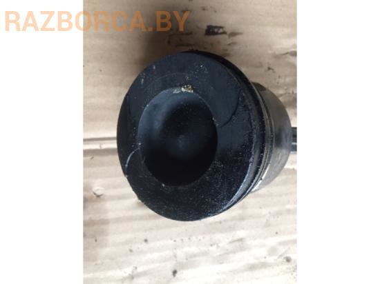 Поршень Nissan Primera P12