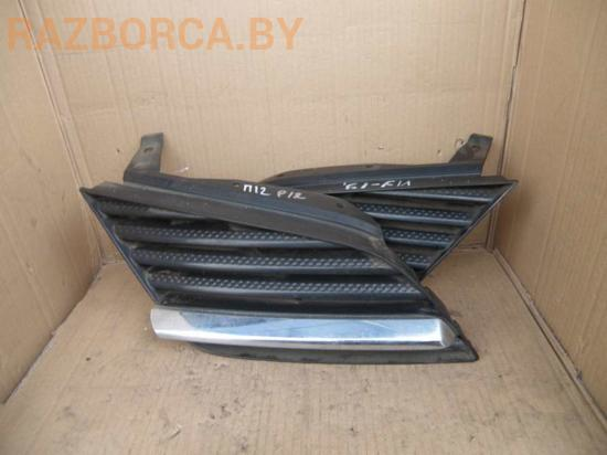 Решетка в бампер Nissan Primera P12