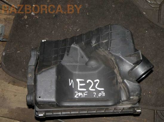 Корпус воздушного фильтра Opel Zafira A