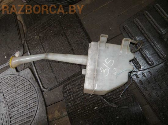 Бачок омывателя Nissan X-Trail (T30)