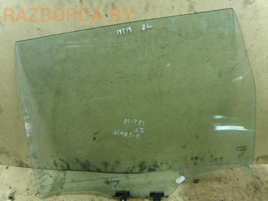 Стекло заднее L Nissan X-Trail (T30)