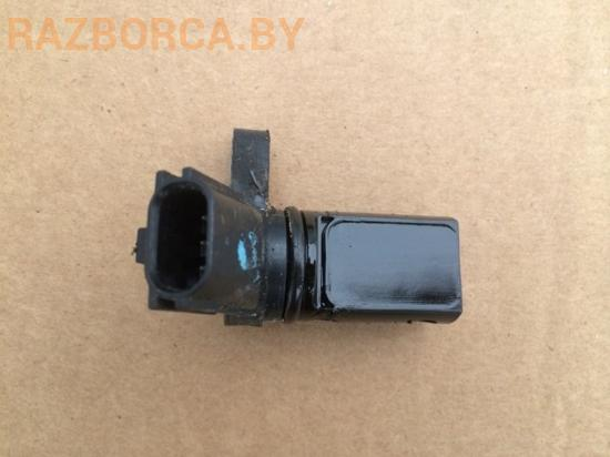 Датчик коленвала Nissan Almera N16 Датчик коленвала Nissan Almera N16
