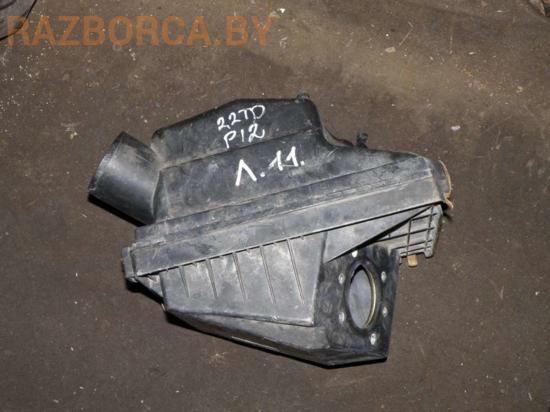 Корпус воздушного фильтра Nissan Primera P12 Корпус воздушного фильтра Nissan Primera P12