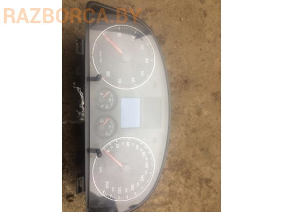 Панель приборов Volkswagen TOURAN