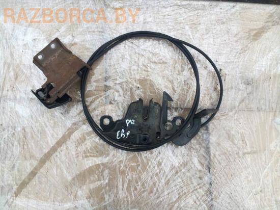 Трос капота Nissan Primera P12 Трос капота Nissan Primera P12