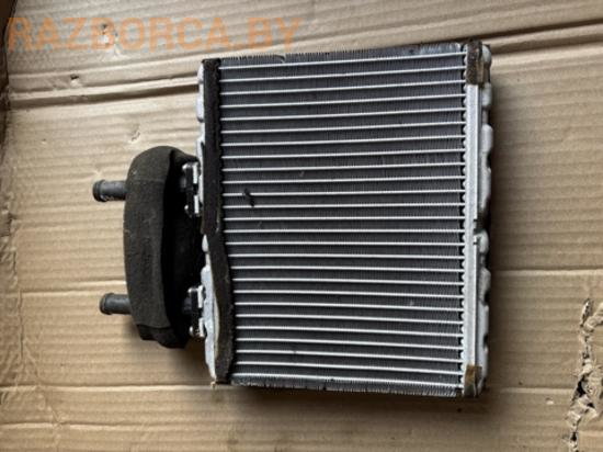 Радиатор печки Nissan Almera Tino