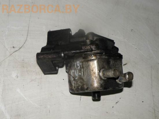 Кронштейн масляного фильтра Volkswagen Passat B5 Кронштейн масляного фильтра Volkswagen Passat B5