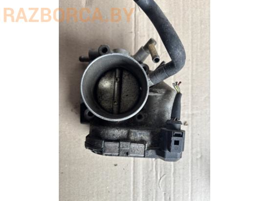 Дроссельная заслонка Volkswagen Passat B5 GP
