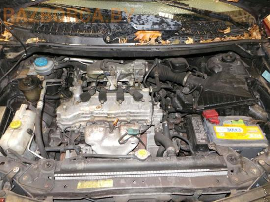 Автомобиль Nissan Almera Tino