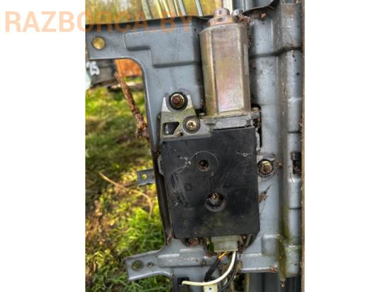 Двигатель электролюка Nissan X-Trail (T30) Двигатель электролюка Nissan X-Trail (T30)