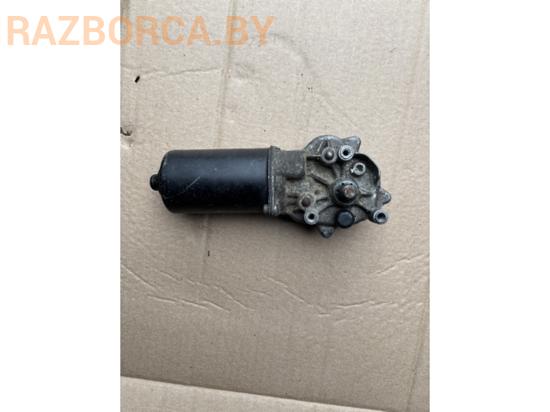 Моторчик передних стеклоочистителей (дворников) Nissan Primera P12