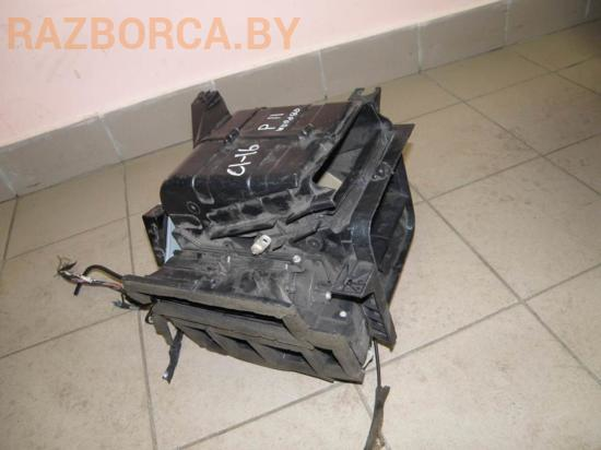 Корпус печки Nissan Primera P11