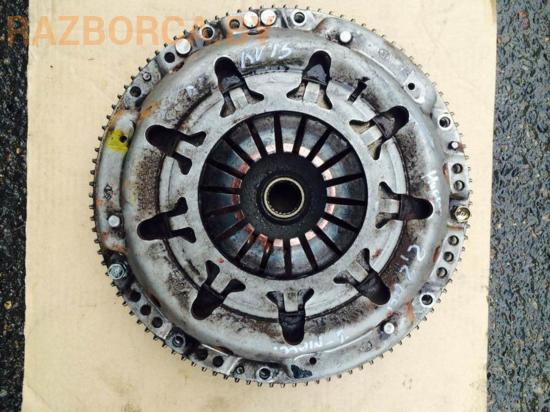 Маховик / Корзина сцепления Nissan Almera N16 Маховик / Корзина сцепления Nissan Almera N16