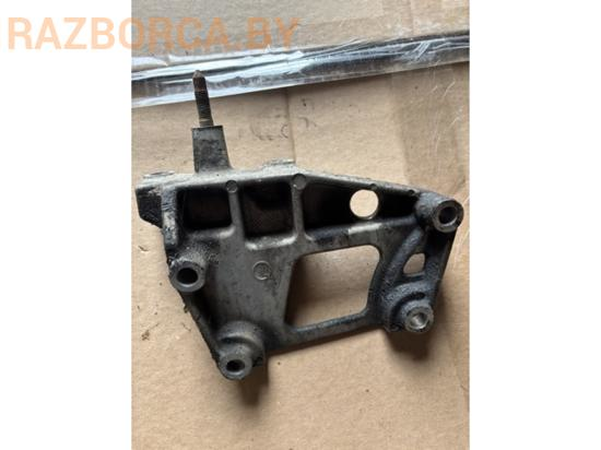 Кронштейн Nissan X-Trail II (T31)