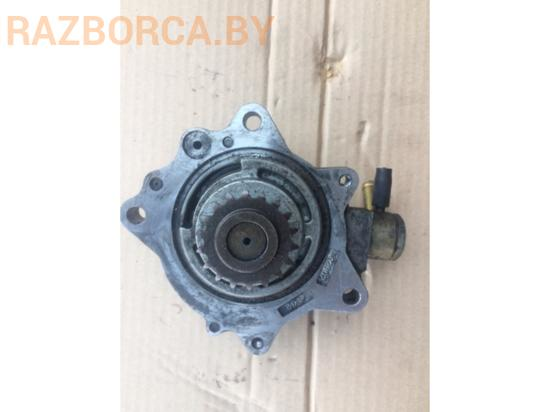 Насос вакуумный Nissan Primera P12