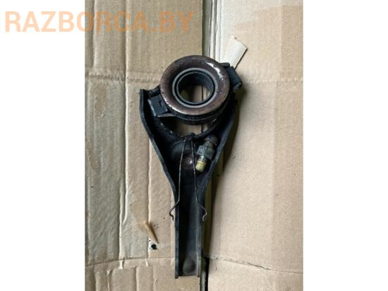 Вилка КПП Nissan Primera P12 Вилка КПП Nissan Primera P12