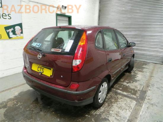 Автомобиль Nissan Almera Tino