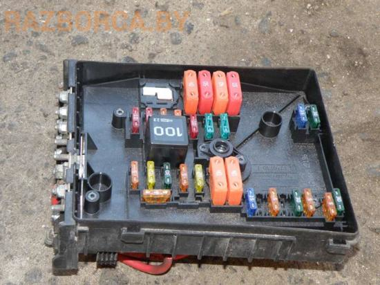 Блок предохранителей Volkswagen TOURAN Блок предохранителей Volkswagen TOURAN